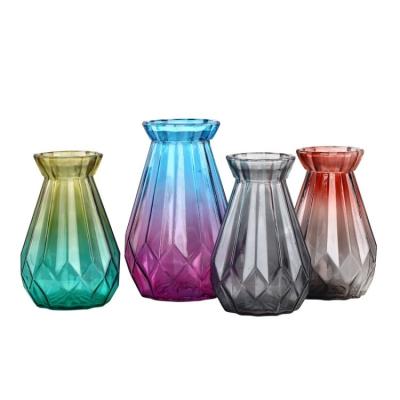 China Modern Lower price household gradual change colorful flower arrangement glass vase suitable for bookshelves bathrooms for sale