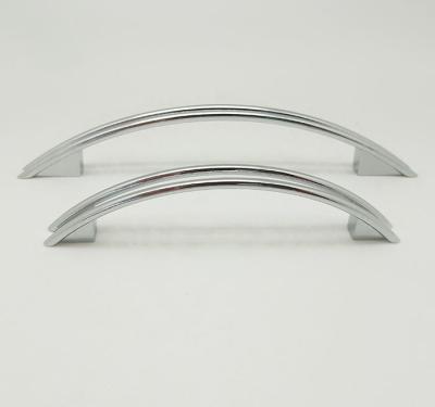 Chine Poignée en alliage de zinc de buffet de pièces de rechange de matériel de meubles du diamètre 96mm 128mm à vendre