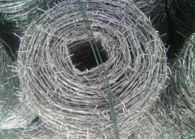 Cina Recinzione di filo spinato rivestito di zinco per una maggiore sicurezza e protezione in vendita