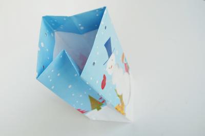 Cina Acquisto di Kraft del cartone di Art Coated Branded Paper Bags del duplex con le maniglie in vendita