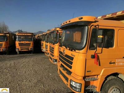 China 35 unidades 2016 mão Shackman F3000 do caminhão basculante segundo de Sinotruk Howo 6x4 do ano à venda