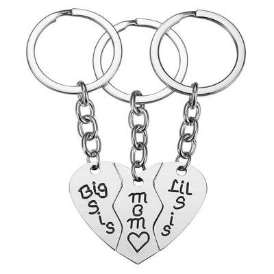 China Big Sis Lil Sis 3PCS Metal Broken Heart Key Chain Stainless Steel Fashion Mother's Day Gifts Key Chain Family Accessories Gifts for sale