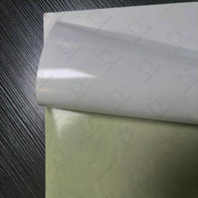 Chine Chine usine papier auto-adhésif vinyle brillant pour l'expédition Liste d'emballage du produit Carton et étiquettes d'instructions à vendre