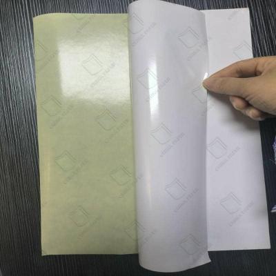 Chine 100% pâte vierge papier autocollant écologique 100g 150g 200g à vendre