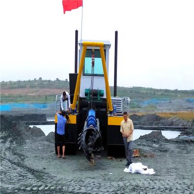 Chine Distance de décharge de 2000 mètres Coupeur aspirateur trampoline dragueuse avec pompe à drague Type de fente CTS à vendre