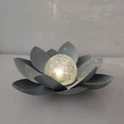 China Beautiful LED Metal Lotus Water Lily Flower Petal Shape Solar Outdoor Decorative Light for sale