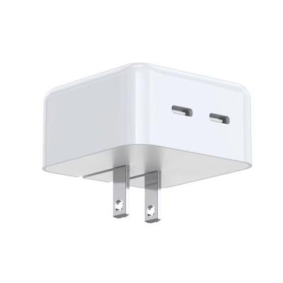 China High Speed Plug In Tender 2022 To Dual Usb Type C Wall Charger 35w/40w Fast Phone Charger Power Adapter For Iphone 13/12 Pro/11 Pro/xs/xr/x/ for sale