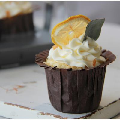 China Wholesale Disposable Luxury Coated Greaseproof Container Disposable Cupcake Holder Cup Cake Stands Cake Cups for sale