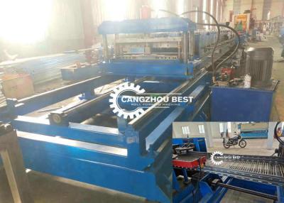 China El cambio automático perforó el rollo de la bandeja de cable que formaba la máquina/la cadena de producción en venta