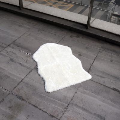 China Soft Touch Feeling Sheepskin Fur Chair Blanket Wool Area Rug White Faux Lamb Fur for sale