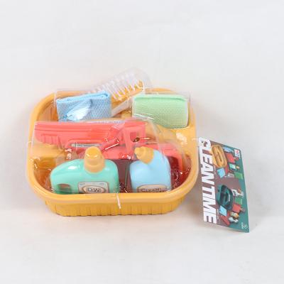China Plastic Pretend Cleaning Game Set , Squirt And Squeegee Game Set Household Cleaning Set Toy for sale
