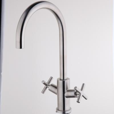 China Deck Mounted Bath Taps / 2 Handle Bathroom Faucet with Ceramic Cartridge for sale