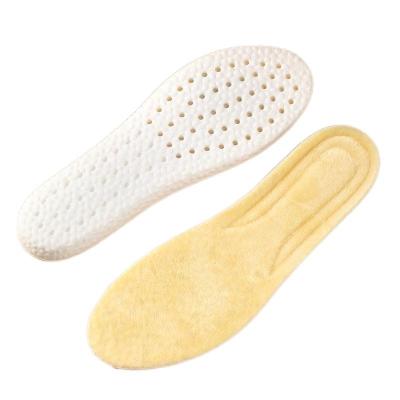 China Soft Comfortable BUMILY Lamb's cashmere warm insoles Anti-odor sweat-wicking breathable winter insoles for sale