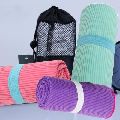 Chine Une serviette de sport en microfibre avec logo à vendre