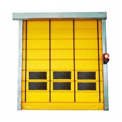 China puerta rápida de funcionamiento fácil de Safty del PVC de la abertura 0.5-1.5m/S de la puerta de la resistencia de alta velocidad del viento en venta