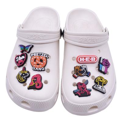 China Clog Charm 2022 New Arrivals Amazon Top Selling Clog Charm Gibz Wholesale Customized Decorations Logo Style Decoration For Fang Charms for sale