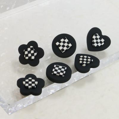 China FASHIONABLE HOT Sleek Heart Flower CIA Sales Resin Acetate Resin Chess Stud Earrings Acrylic Stud Earrings For Women for sale