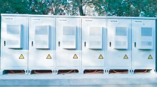 China Höchstladeströmung 173A Industrieenergiespeichersystem Nennenergie 3,44 MWh 0,5 C Ladetemperatur 0-45 °C zu verkaufen