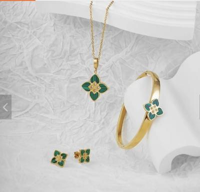 China MINTER 3 Pcs Lucky Four-Leaf Clover Jewelry Shine Diamond Gold-Plated Necklace Earrings Bracelet for sale