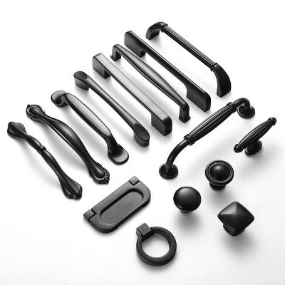 China OEM Cabinet Kitchen Furniture Aluminum Zinc Alloy Black Handle Cabinet Pulls Modern High Quality Manufacturing for sale