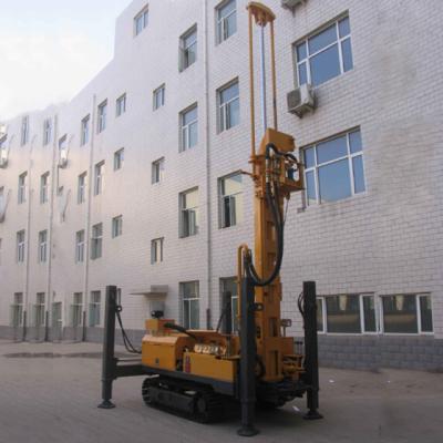 China 400C Hydraulic Water Well Drilling Rig , Equipment For Borehole Drilling 250m Depth for sale