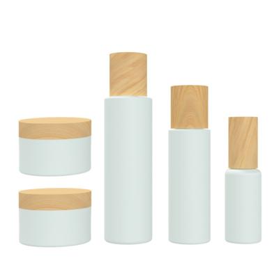中国 24/415の白い140ml 55gのプラスチック化粧品はふたが付いている容器をびん詰めにする 販売のため
