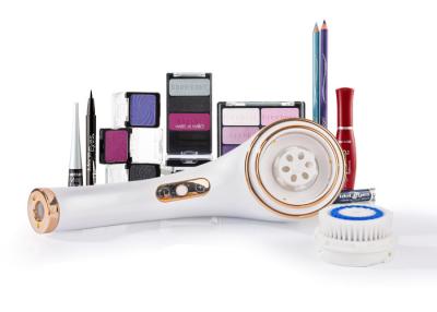 China Rotating Deep Cleansing Face Wash Electric Brush Home Use Quick Charge Time for sale