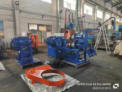 Cina Macchina di taglio di blocchi di pneumatici semiautomatica con anello di pneumatici a strisce in vendita