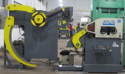 China Alimentador de acero Decoiler del Nc de la bobina y enderezadora para las líneas de alimentación de acero de la prensa de bobina en venta