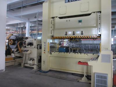 China bobina de acero de la anchura AC4.4kw de 600m m que endereza las máquinas en venta