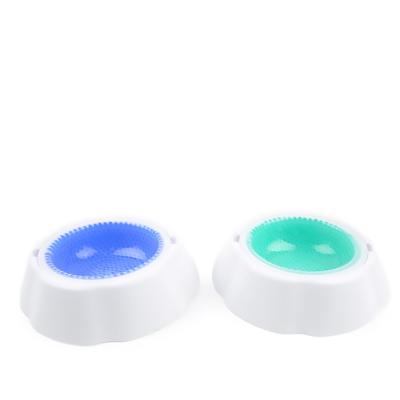 China New Non Slip Pet Stocked Drinking Bowl Silicone Cooled Pet Water Frosty Freeze Quickly Cooling Bowl for sale
