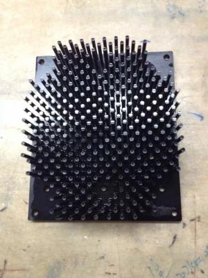 Chine 6063T5 fortement difficiles noircissent la pièce de usinage anodisée de commande numérique par ordinateur de radiateur avec le forage de commande numérique par ordinateur et le fraisage de usinage à vendre