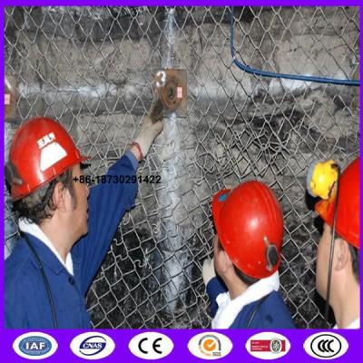 China Crochet net for protecting side, roof and false roof of coal mine foundation road en venta