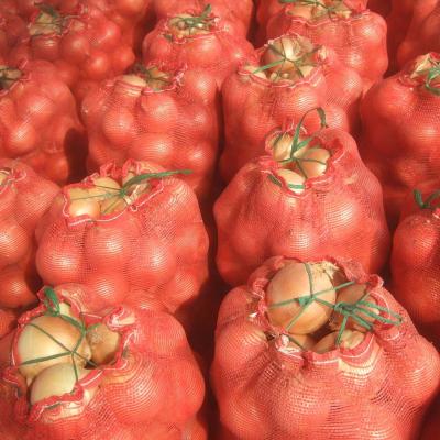 China Red Color Disposable Bright Onion Packing PP Tubular Plastic Gauze Mesh Potato Bag for sale