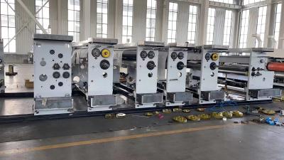 Cina Macchina di taglio a stampo a cartone con il famoso marchio elettrico in vendita