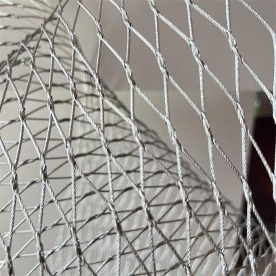 Chine 3.0MM Tressé 50 X 50 mm filet de câbles en acier inoxydable pour une solution de sécurité polyvalente à vendre