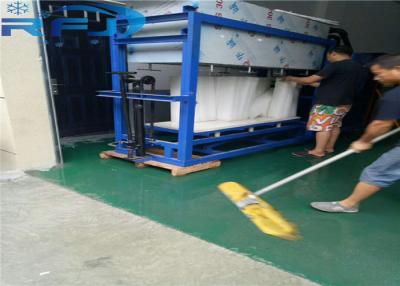 China 3 -10 toneladas de fabricante de hielo industrial, forman escamas máquina de hacer hielo para la industria del agua de mar en venta