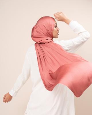 China Women Fashion New Arrival Velvet Satin Hijab Silk Shiny And Soft Tudung Shawls for sale