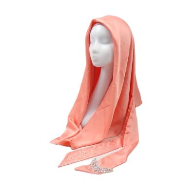 China Ladies Snap Square Shawl Fashion Hijab Matte Satin Square Scarf for sale