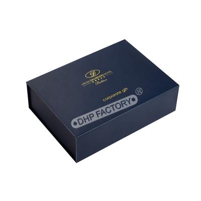 China Luxury Custom Magnetic Gift Box With Gold Foil Stamping Rigid Material Packaging for sale
