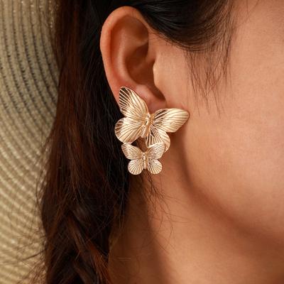 China Fashion Earrings New Vintage Creative Christmas Big Statement Alloy Double Gold Butterfly Jewelry Stud Earrings For Women for sale