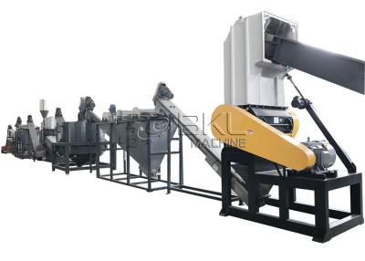 Chine Bouteille en plastique de l'animal familier 500KG/H réutilisant la machine pelletisant le lavage 150kw à vendre