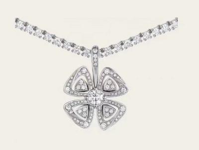 China Customized Style 18k Gold Diamond necklace Luxurious 18K Gold Jewelry Set for Weddings jewelry factory for sale