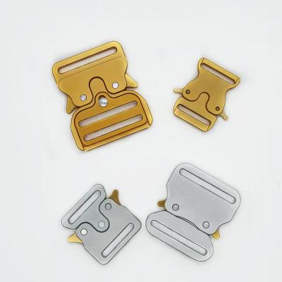 China Fashionable Good Price of Quick Release Strap Buckles Backpack Adjuster Metal Ring Buckle /pin Buckle for sale