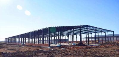 China Os bens projetaram pre o projeto de aço da estrutura do armazém da construção das construções à venda