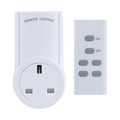 China Residential / General Purpose UK Standard Wall Socket Outlet With Remote Control for sale