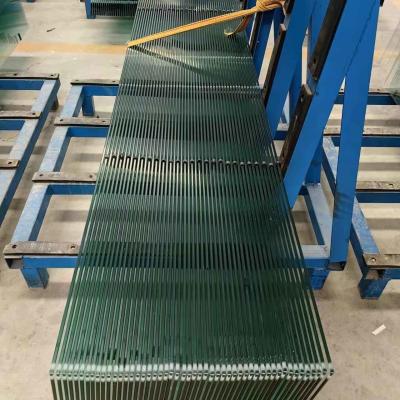 China wholesale low iron glass auto glass tempered glass 5mm sheet price en venta