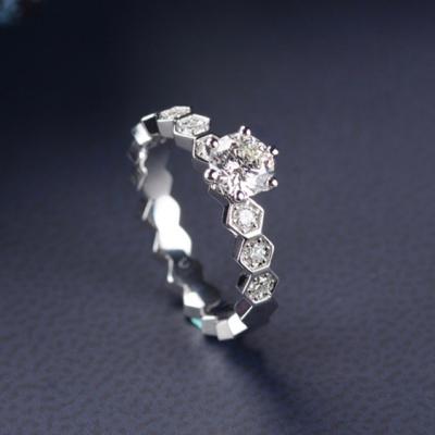 China Trendy 100% Natural Diamond Rings 0.4ct Luxury Engagement Fashion Ring 18K Solid Gold For Unisex Couples Diamond Honeycomb Shape for sale