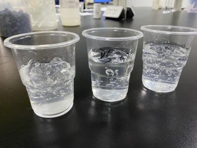 China 940 Resina básica de carbómero Polvo esponjoso blanco para materias primas de cosméticos en venta