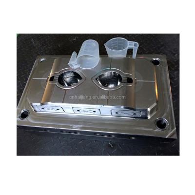 중국 발전된 PVC 파이프 부착 주사 폼핑 기계 6.5KW 가열 전력 및 130mm 배출 샷 판매용